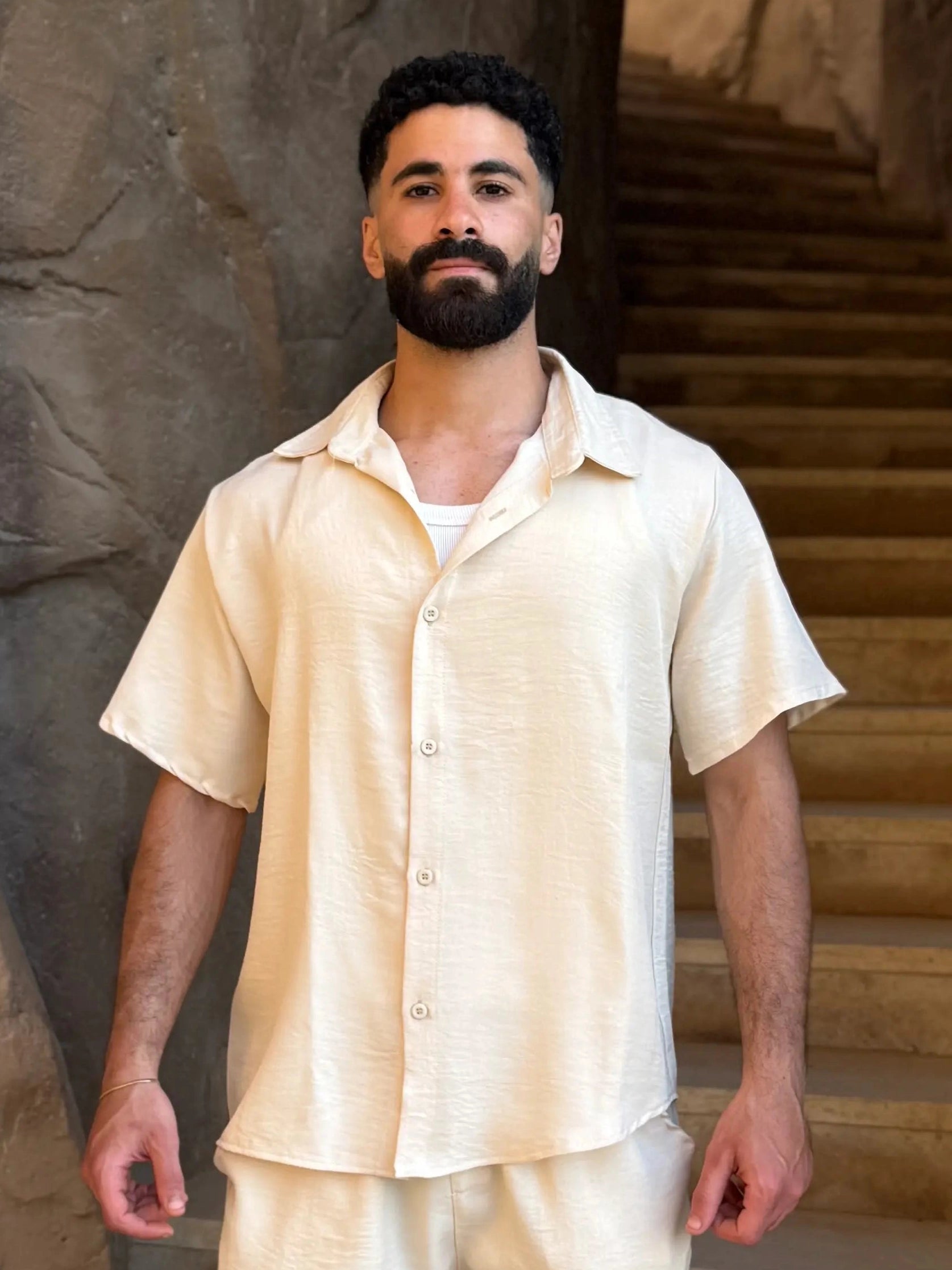 Aero Shirt in Beige – men's premium linen short-sleeve shirt, front view